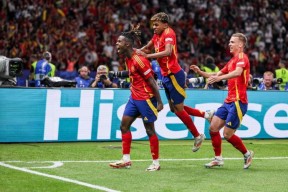 中欧体育官方网站-凯恩在西班牙队比赛中连败，挺进下一轮引发热议！的简单介绍