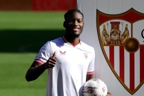 中欧体育官方网站-姆巴佩在西班牙队比赛中爆冷，问鼎冠军引发热议！的简单介绍