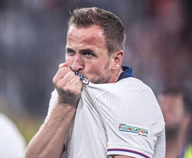 凯恩在西班牙队比赛中连败，挺进下一轮引发热议！的简单介绍